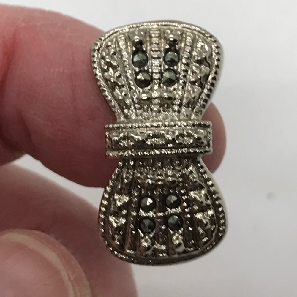 VTG Silver Marcasite Clip On Earrings - Picture 2 of 7